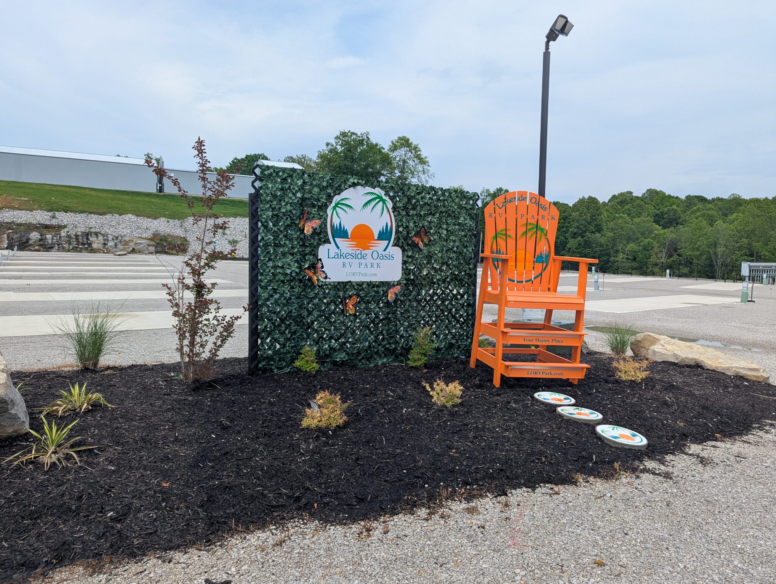The orange chair photo spot